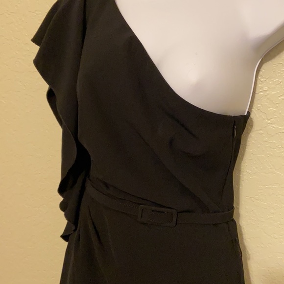 White House Black Market One Shoulder Ruffle Lined - Picture 3 of 7